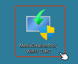 ダウンロードした「MediaCreationTool_Win.exe」をダブルクリックして実行。